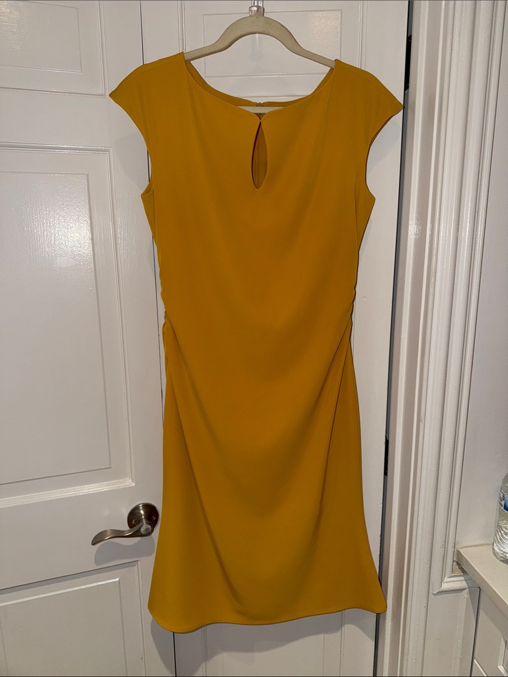 MISSLOOK Mustard Cap-Sleeve Midi Dress
